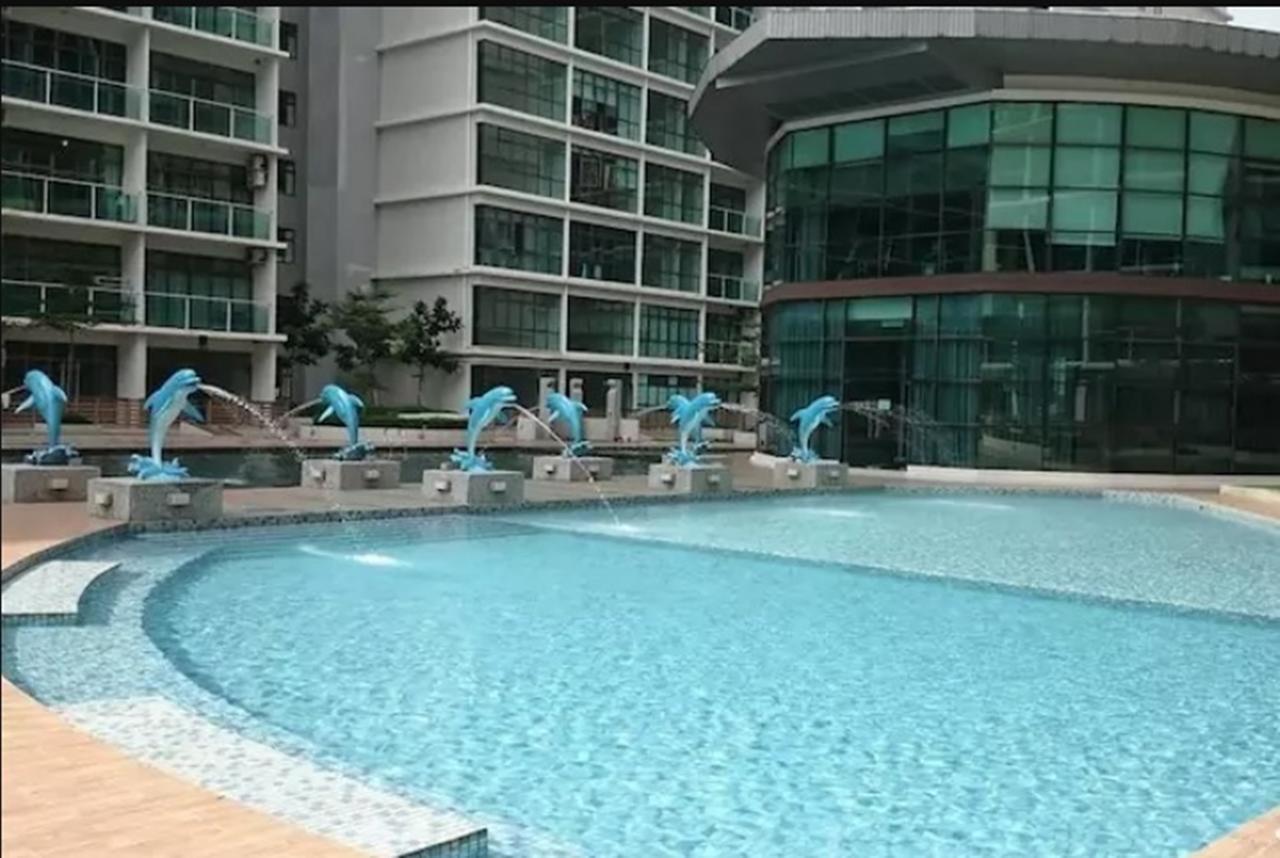 Palazio Service Apartment Johor Bahru Ngoại thất bức ảnh